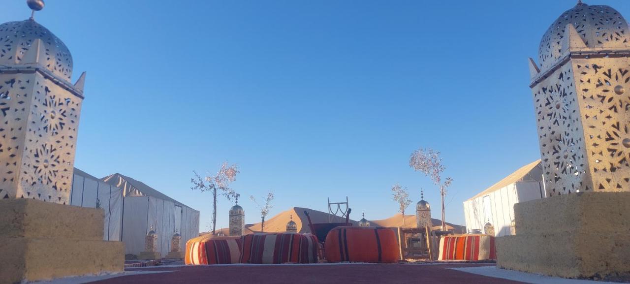 Tafouyte Luxury Camp Hotel Merzouga Bagian luar foto