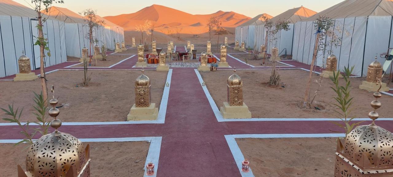 Tafouyte Luxury Camp Hotel Merzouga Bagian luar foto