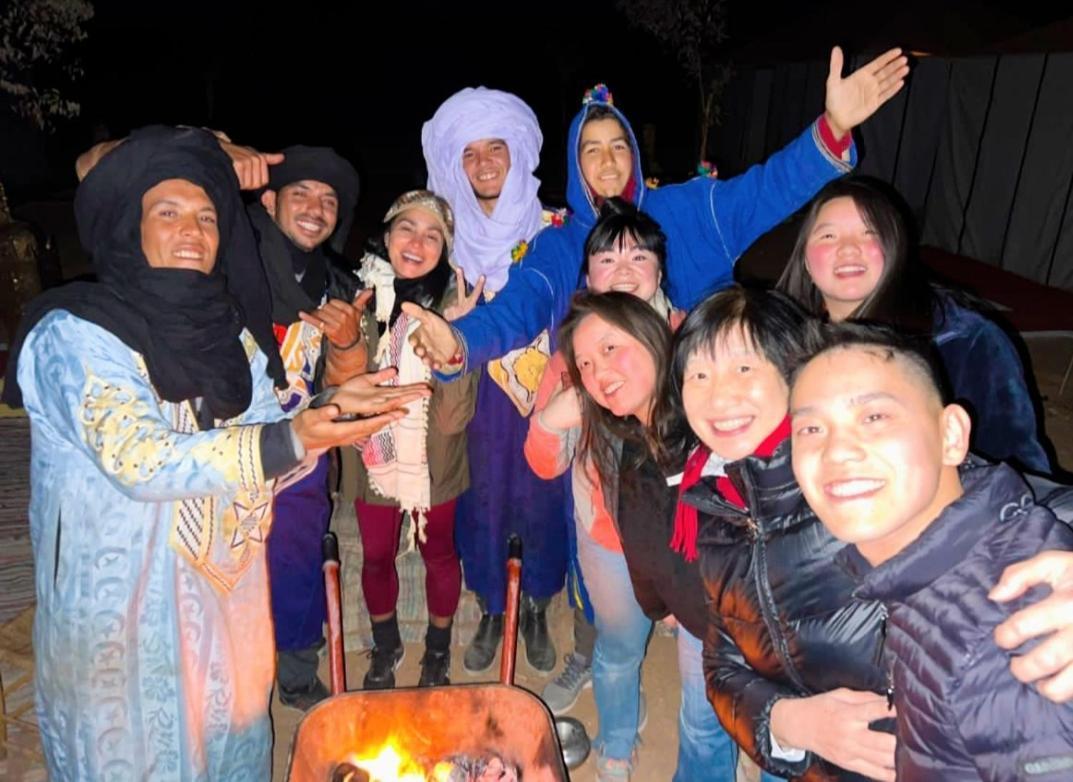 Tafouyte Luxury Camp Hotel Merzouga Bagian luar foto