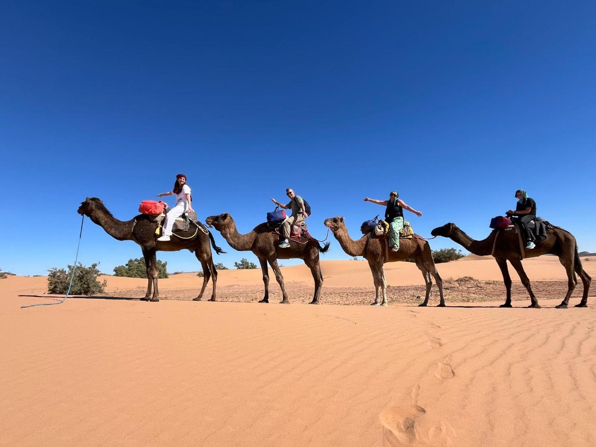 Tafouyte Luxury Camp Hotel Merzouga Bagian luar foto